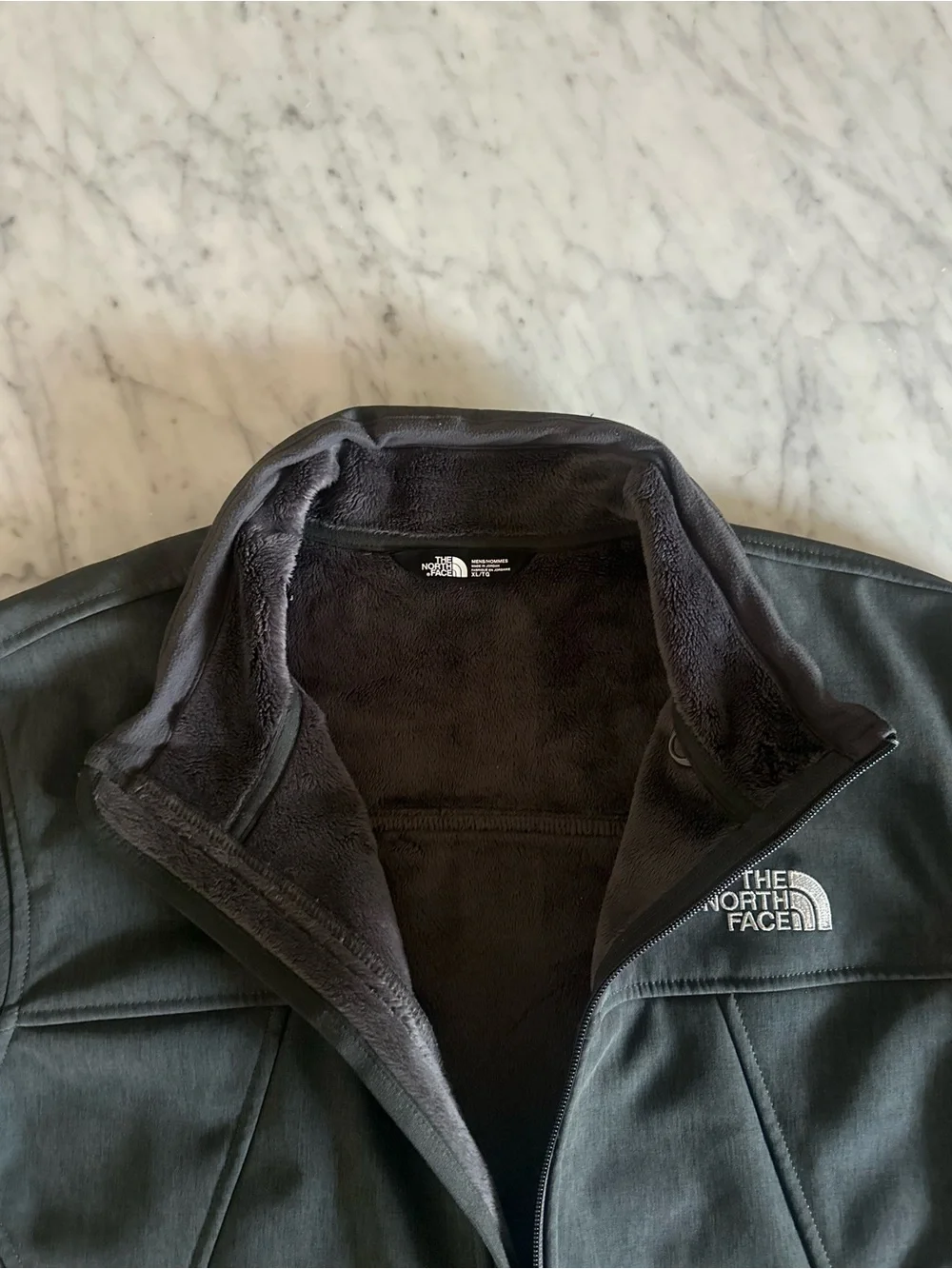 The North Face Men’s Full-Zip Softshell Fleece-Lined Jacket